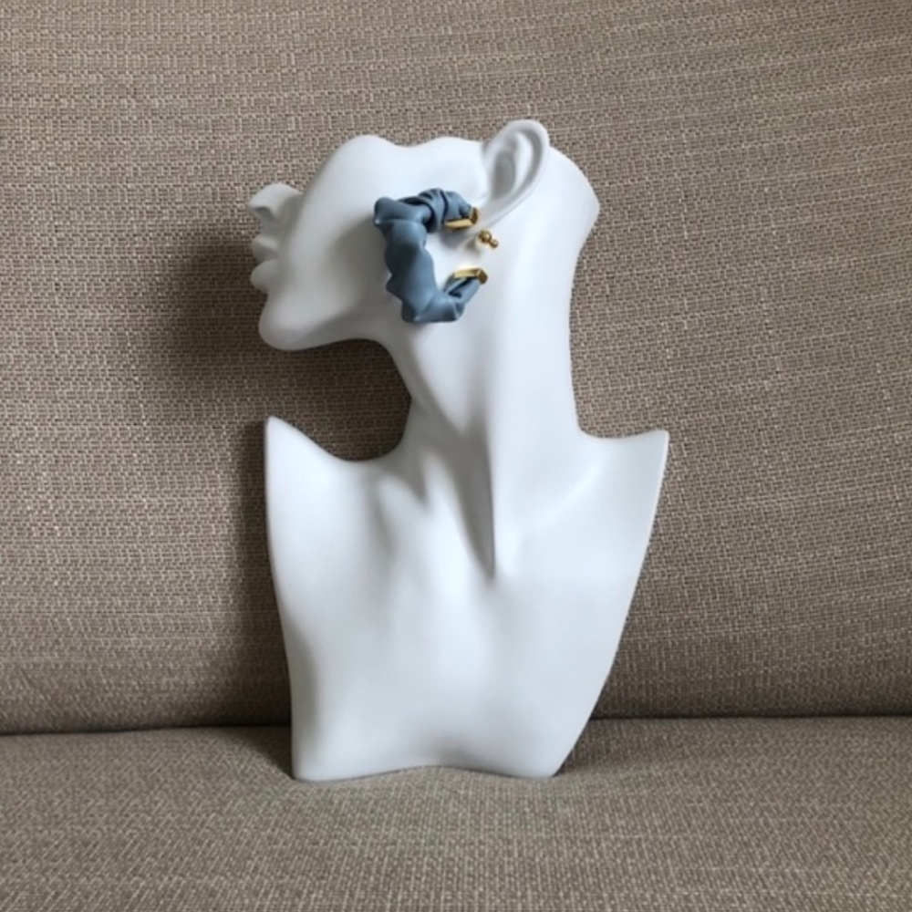 Cult Gaia Sanura Earrings - Ice Blue - Picture 3 of 4